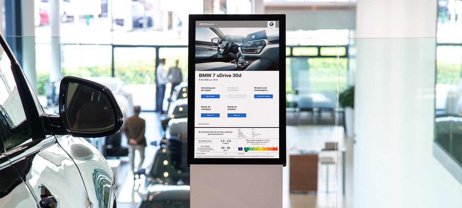BMW Kiosk digital signage digitopia