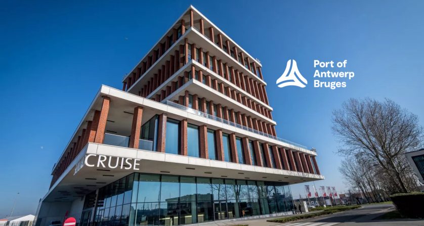 Zeebrugge cruise terminal counts on Belgian digital signage software