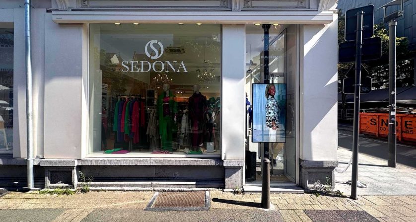 High ROI digital signage in retail store Sedona