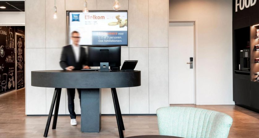 From digital signage supplier to AV integrator at ibis Ghent